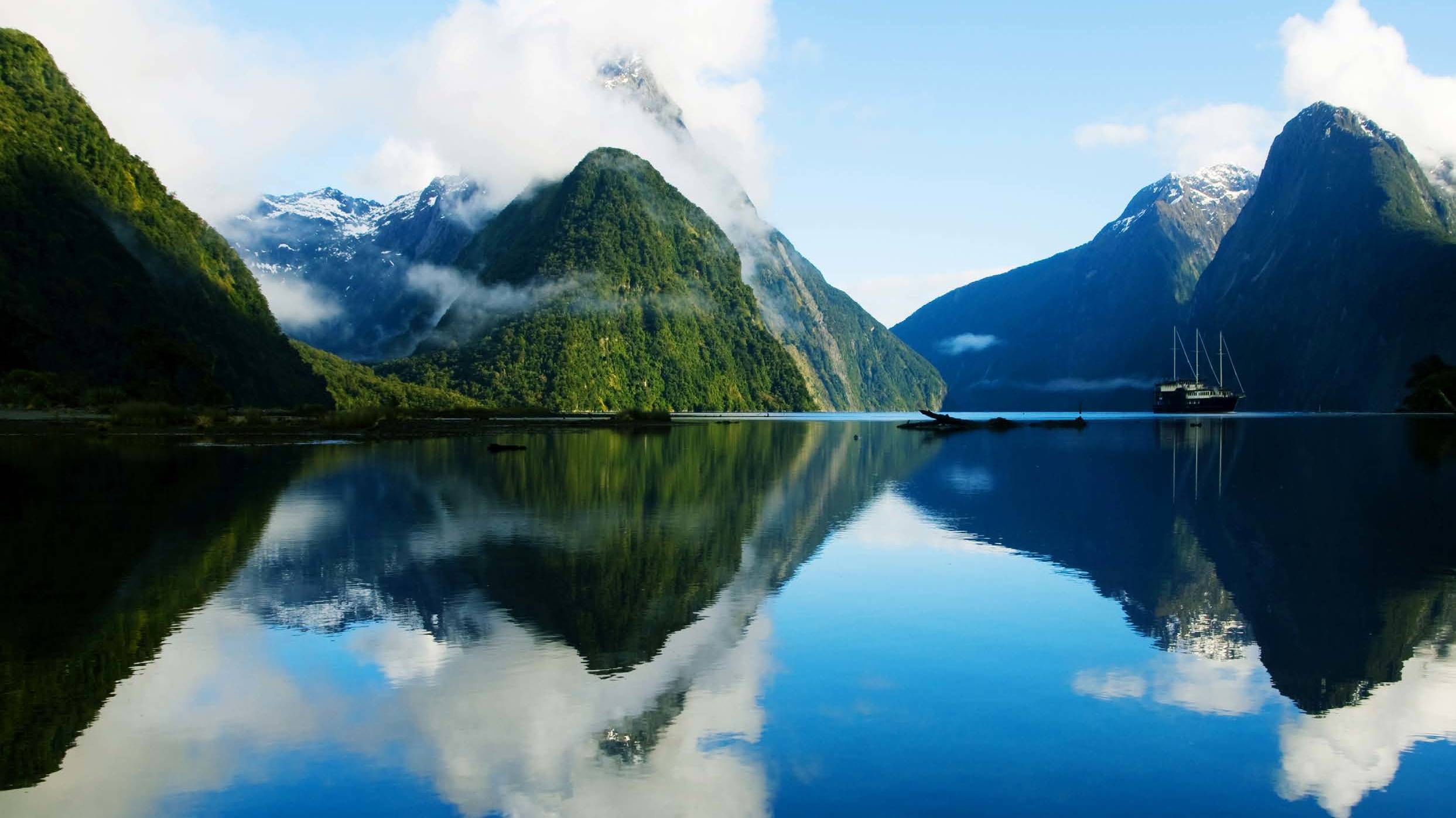 10 Days Cruising Fiordland