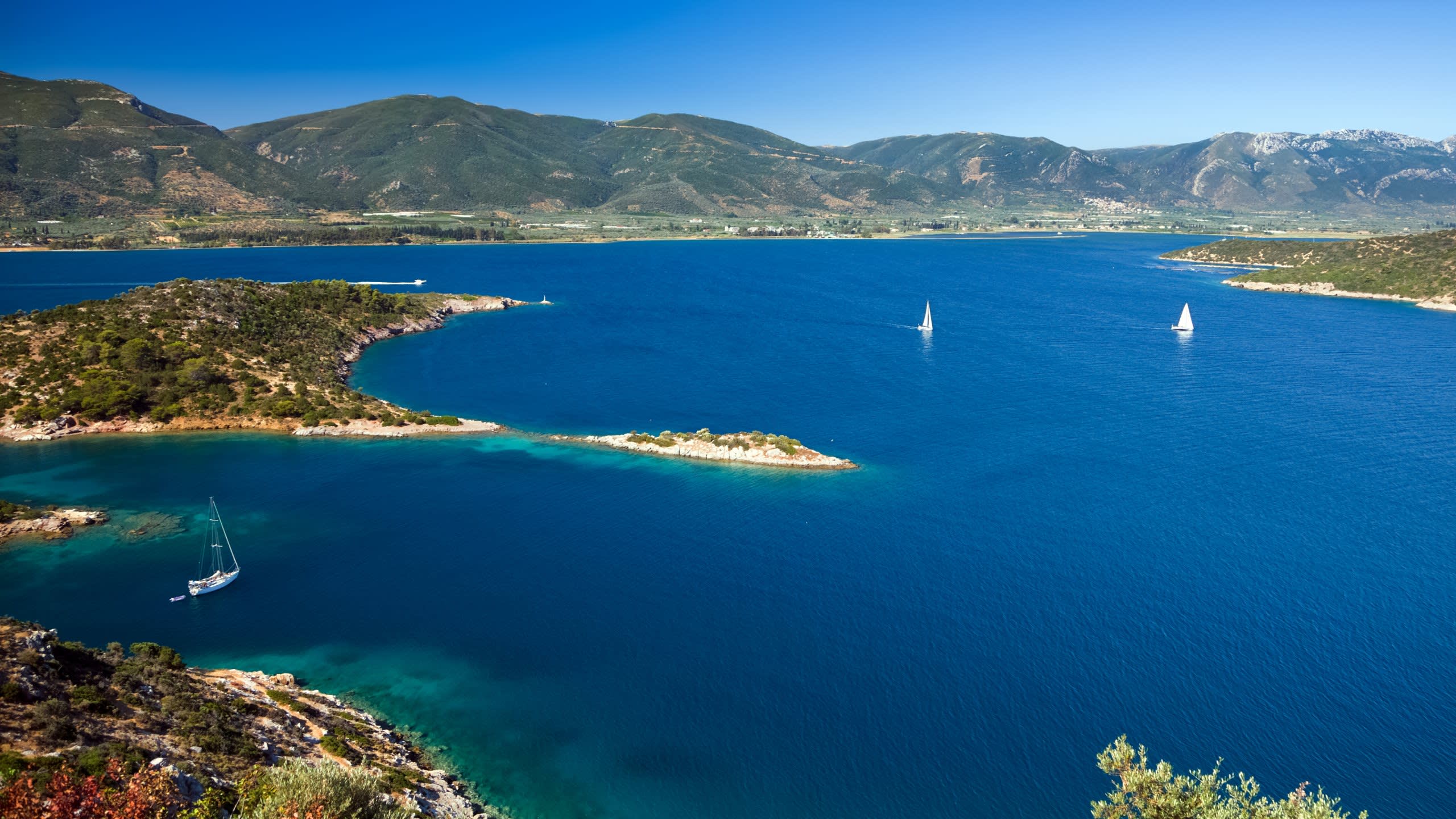 Yacht Charter In Poros