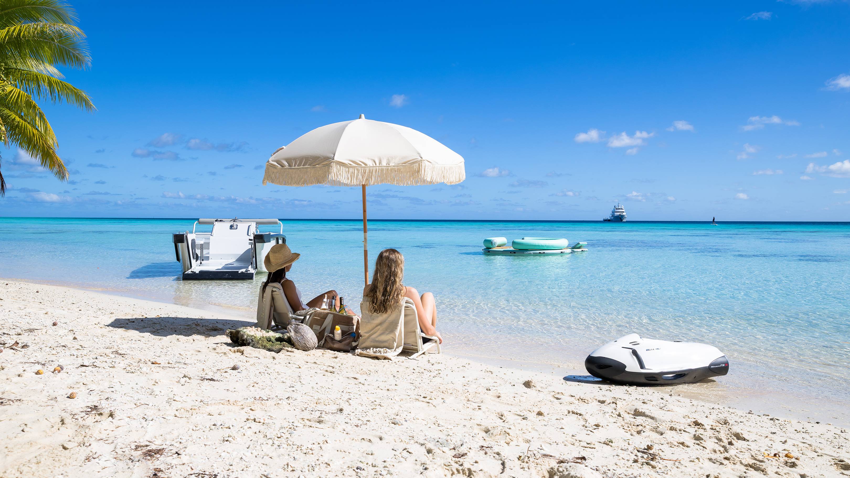 LIFE AT ITS MOST VIBRANT 