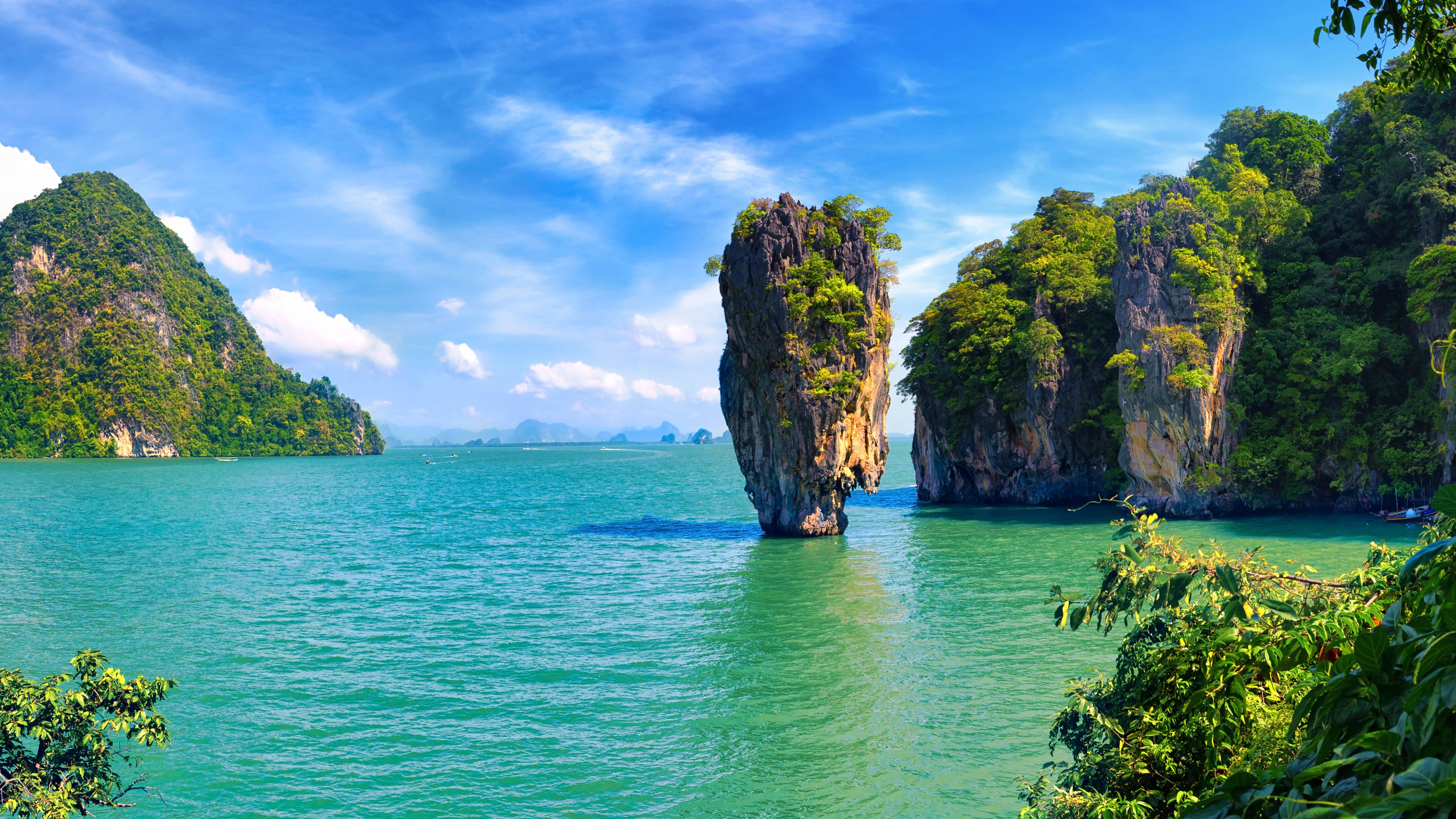 Where to Charter a Yacht in October