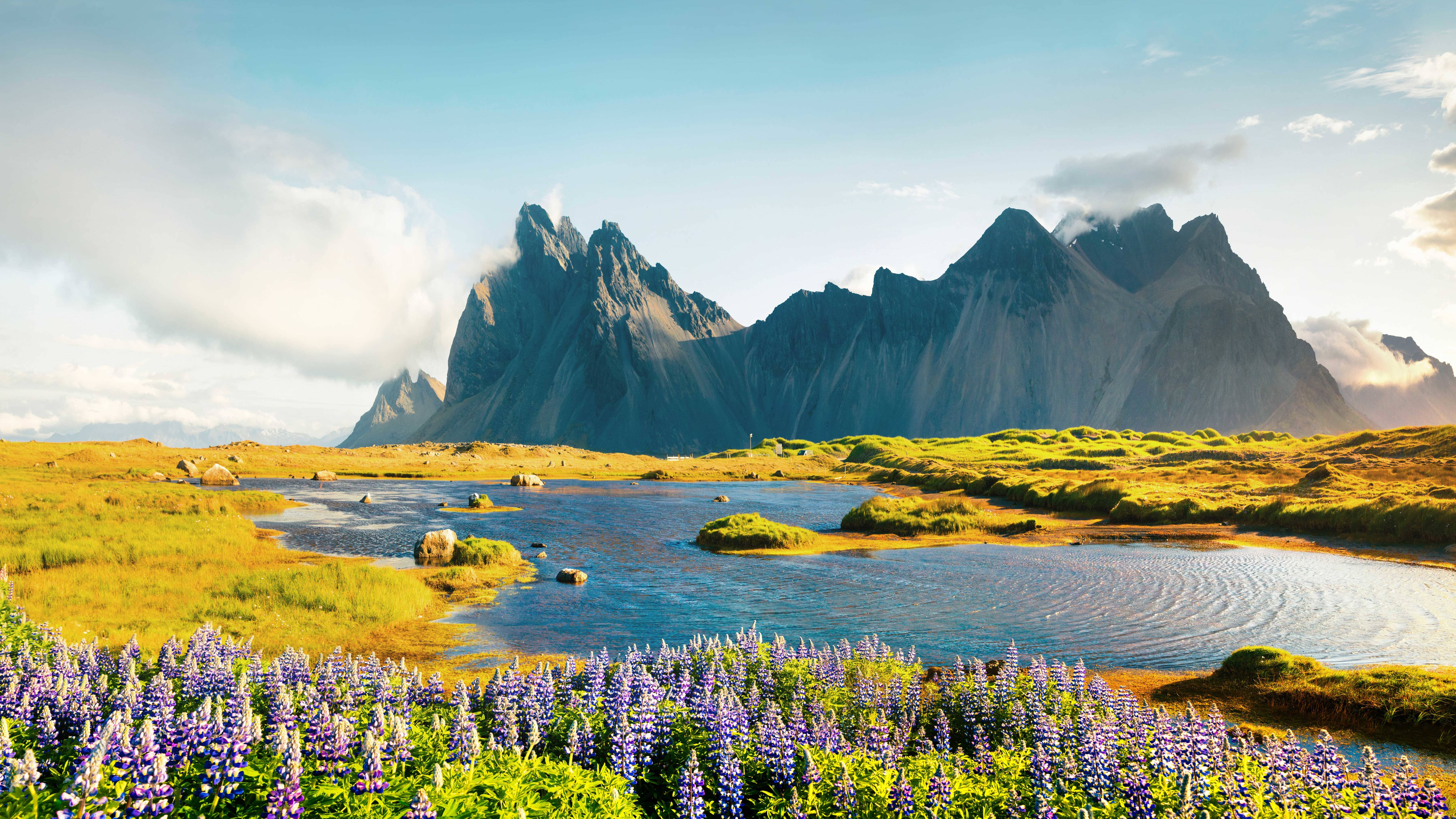 Where to Charter a Yacht in June