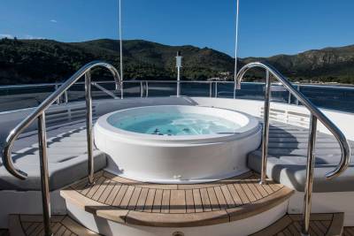 Relax in the onboard jacuzzi with stunning views of the Mediterranean coastline.
