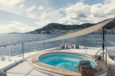 Relax in the onboard jacuzzi with a stunning view of the Mediterranean coastline.