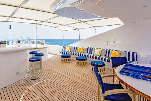 Air Through the Lens