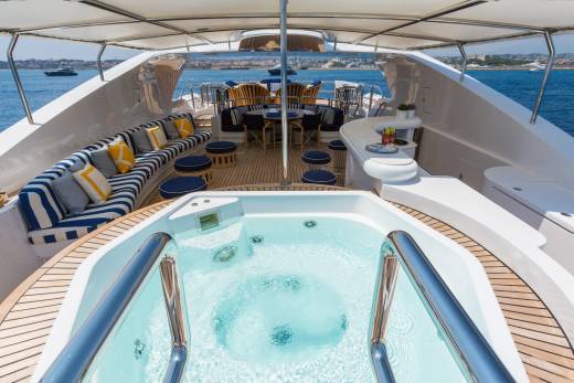 Air Through the Lens