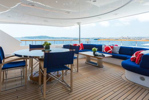 Air Through the Lens