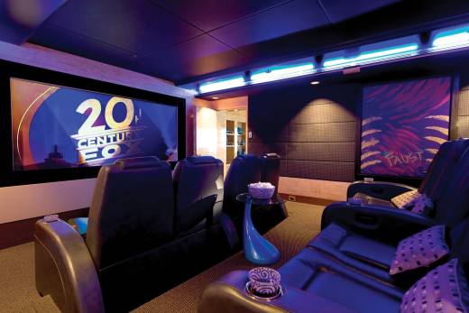 Amadeus Through the Lens