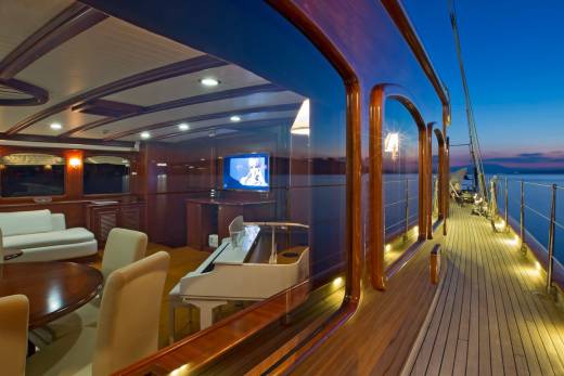 Aria 1 Through the Lens