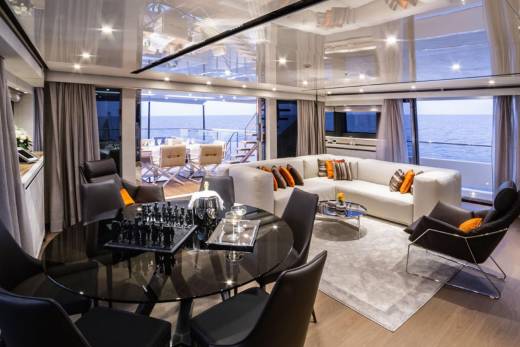 Cecilia Through the Lens