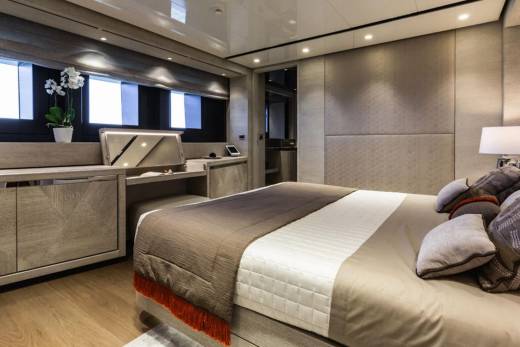 Cecilia Through the Lens