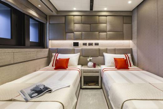 Cecilia Through the Lens