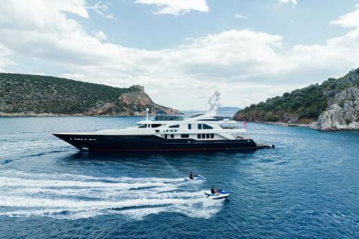 Jo I Through the Lens