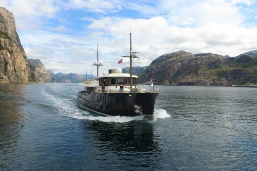 Livingstone Through the Lens