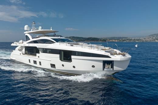 Starkiss Through the Lens