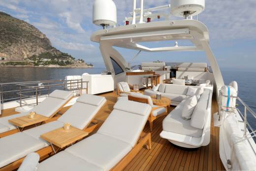 Starkiss Through the Lens