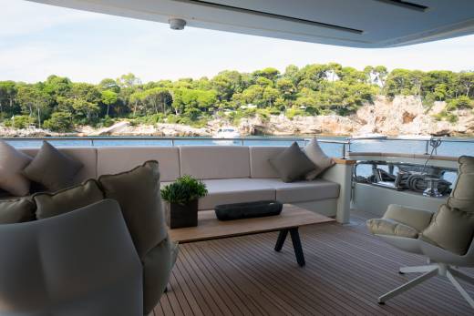 Noor Through the Lens