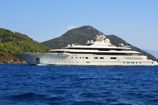 Ona Through the Lens