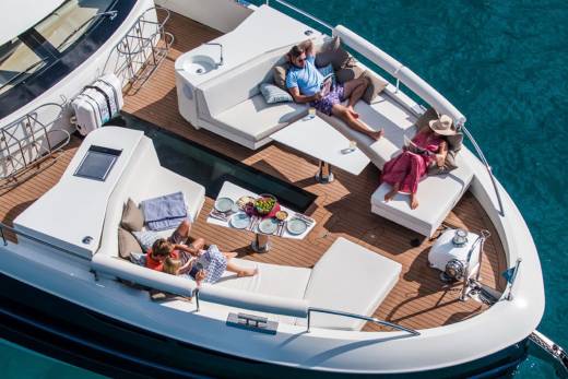 Van Der Valk Flybridge 24m Through the Lens