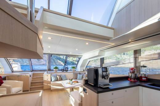 Van Der Valk Flybridge 24m Through the Lens