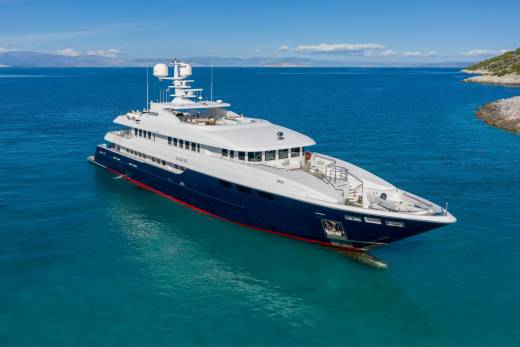 Zaliv III Through the Lens