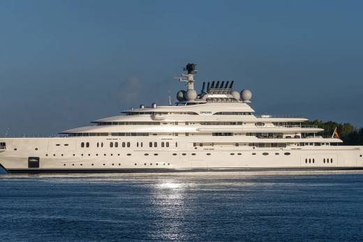 Opera Through the Lens