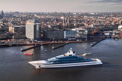 Kaos Through the Lens