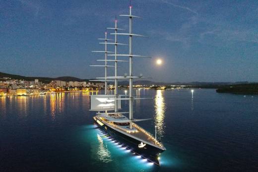 Black Pearl Through the Lens