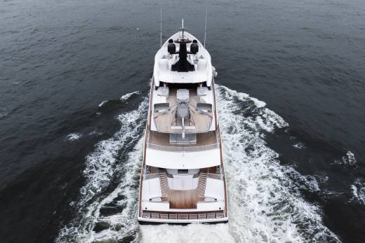 Vanish Through the Lens 