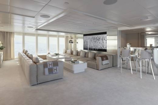 Idol Through the Lens