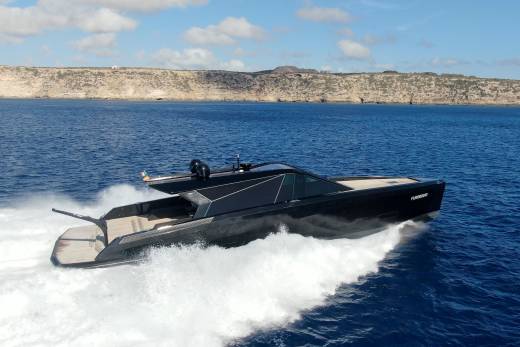 Checkmate Through the Lens