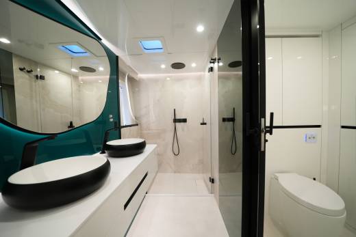 Belldia Through the Lens