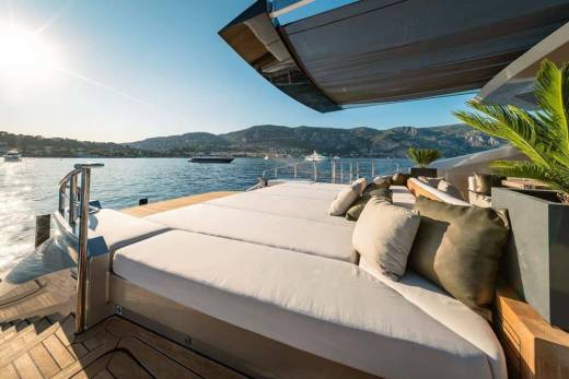 DB9 Through The Lens