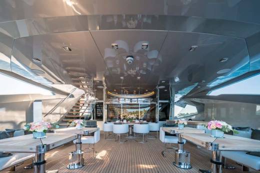 DB9 Through The Lens