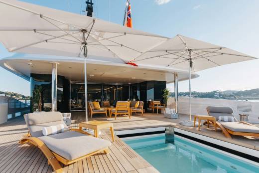 Alfa Through the Lens 