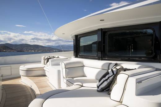 Alfa G Through the Lens