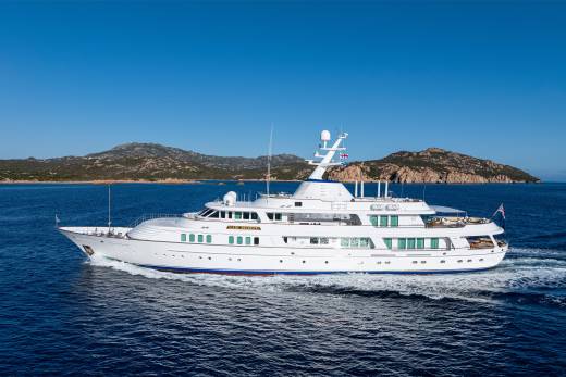 Lady Beatrice Through the Lens