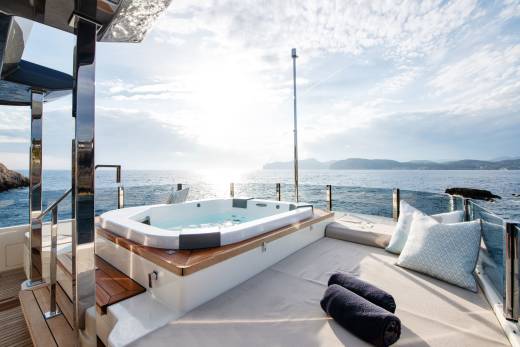 Alberry Through the Lens