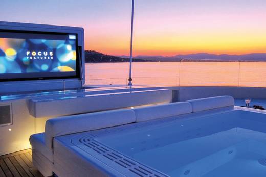 Air Through the Lens