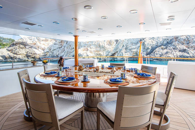 Spacious. World Cruiser.