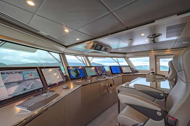 The sophisticated bridge of this superyacht offers panoramic views and state-of-the-art navigation systems for a seamless journey.