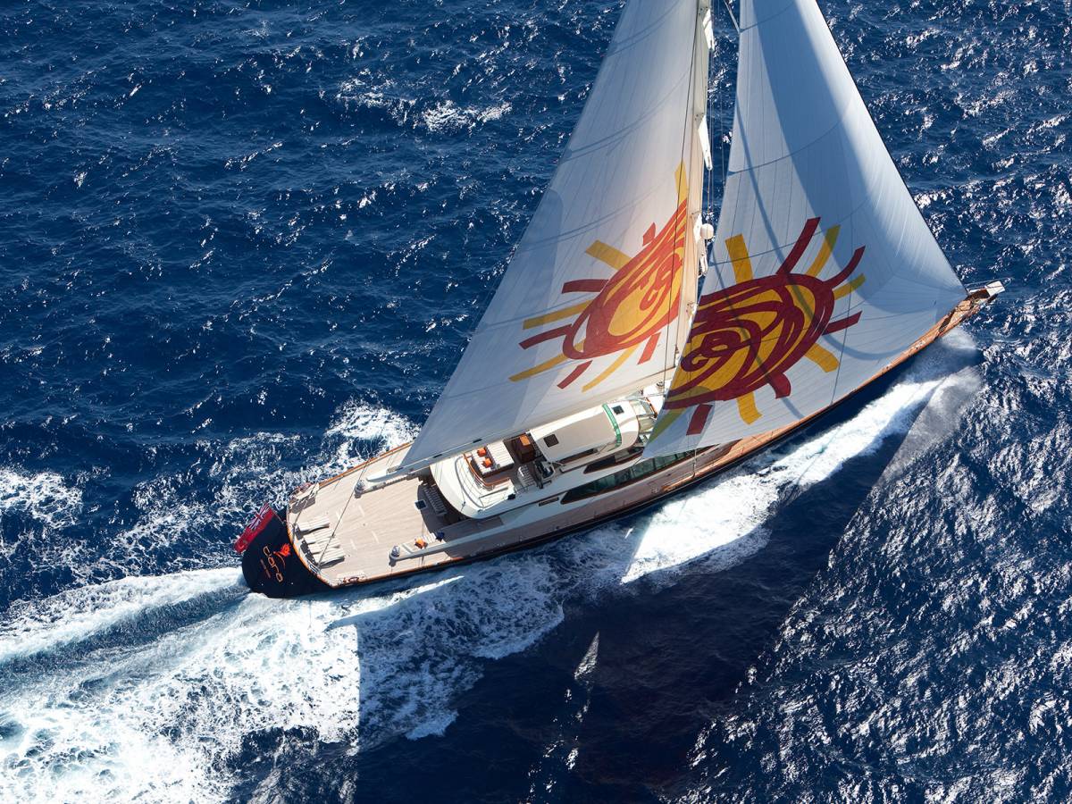 Cool Design ショップ　TIARA II 54m Tiara II Sailing Yacht For Sale | Y.CO