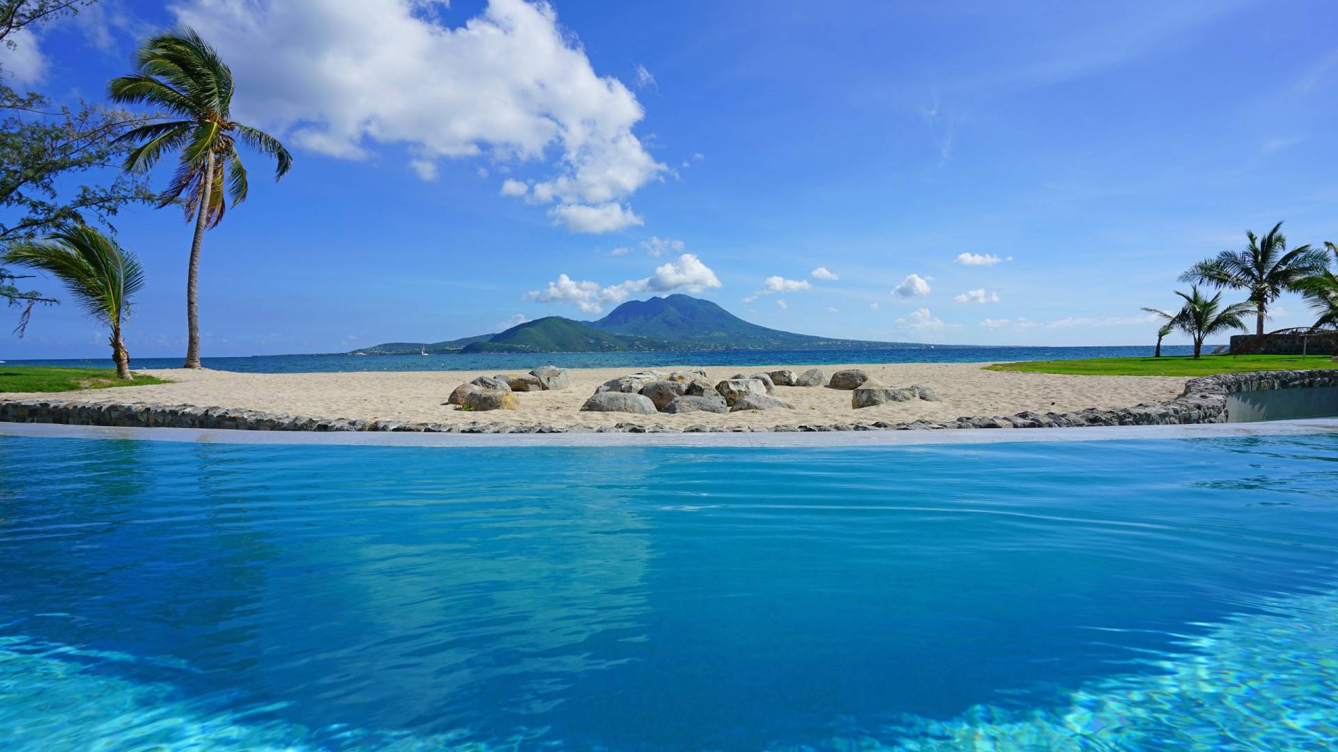 Ready to plan your Caribbean yacht charter? 
