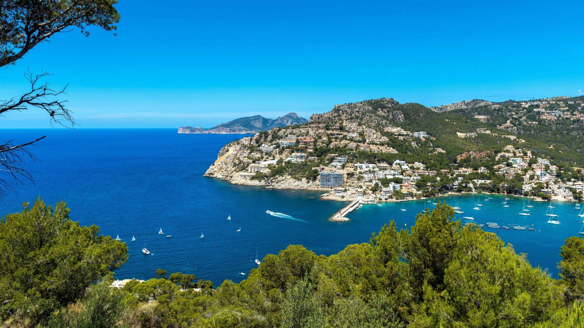 Turquoise Seas. Secret Villages.