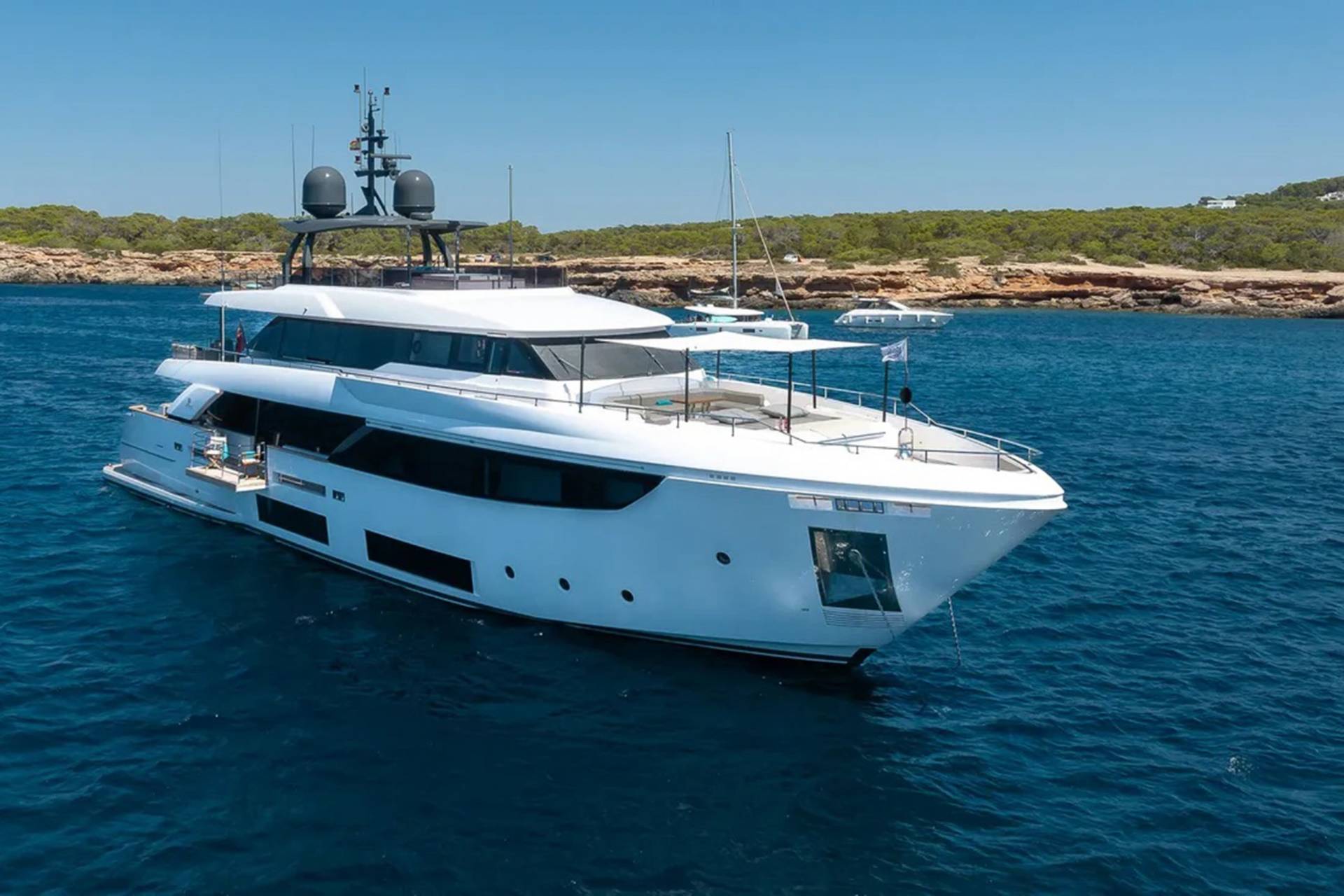 Cruising Calm, Built-In