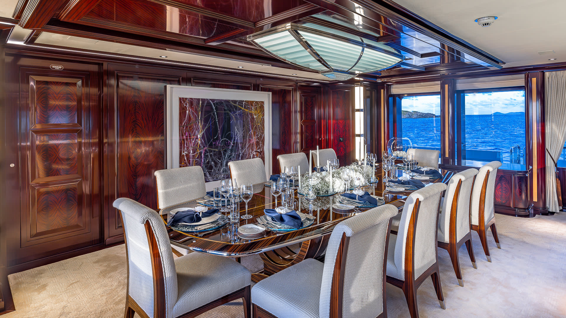 Service That Lets the Yacht Shine