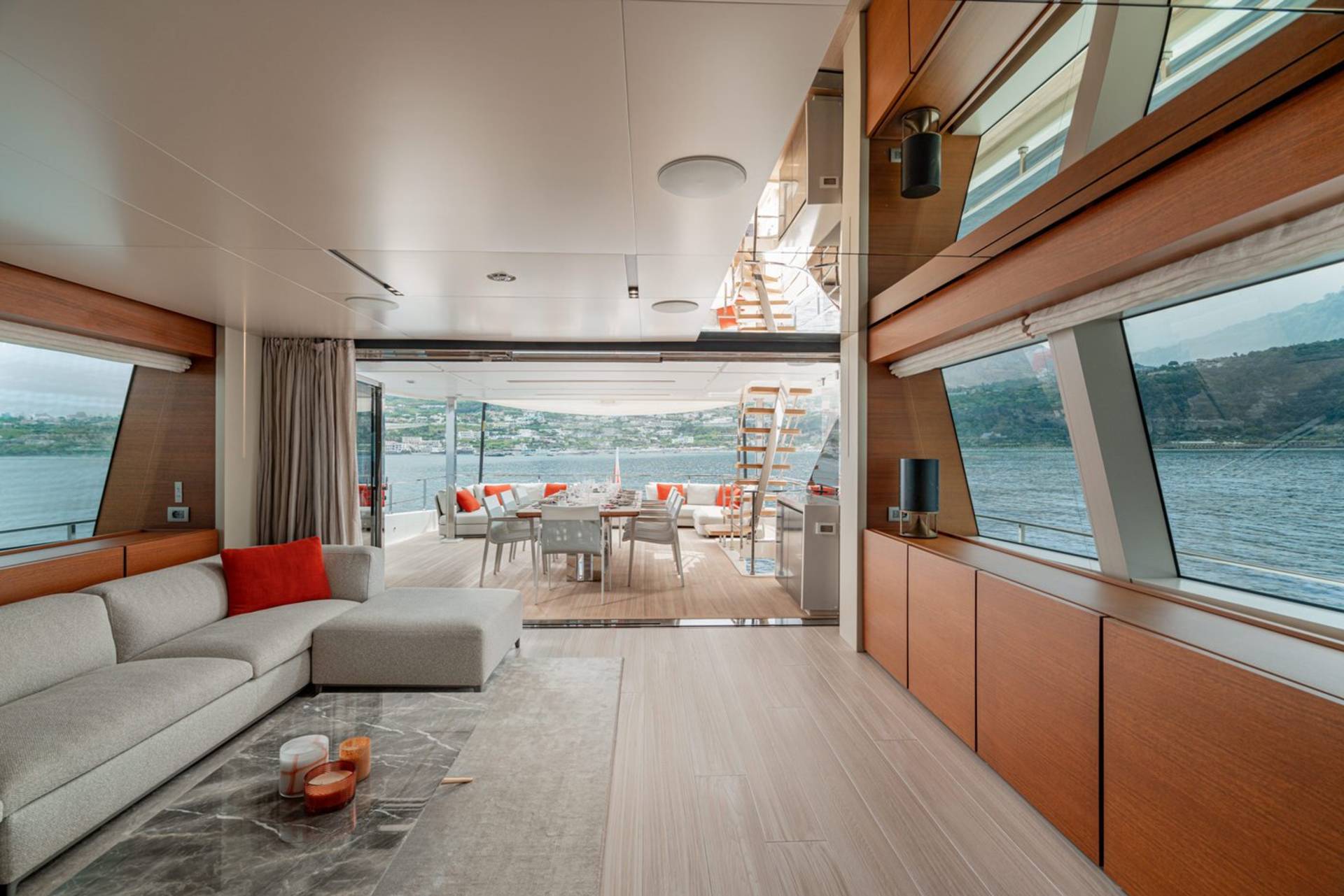 Service That Sets the Tone