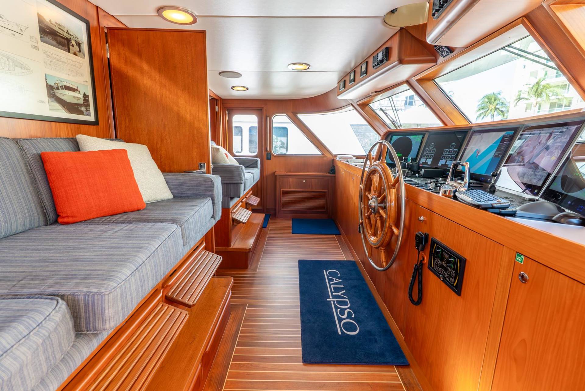 Professionally Led Crew, Seamless Service