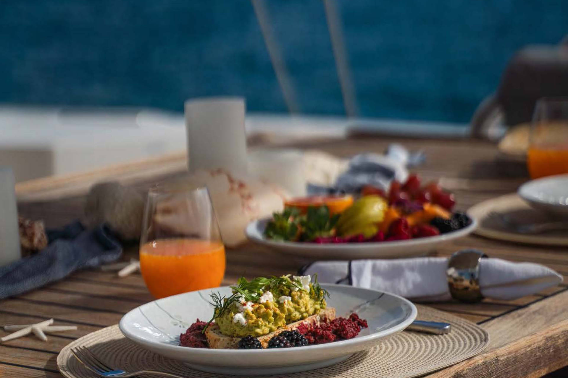 Laid back service, serious seamanship