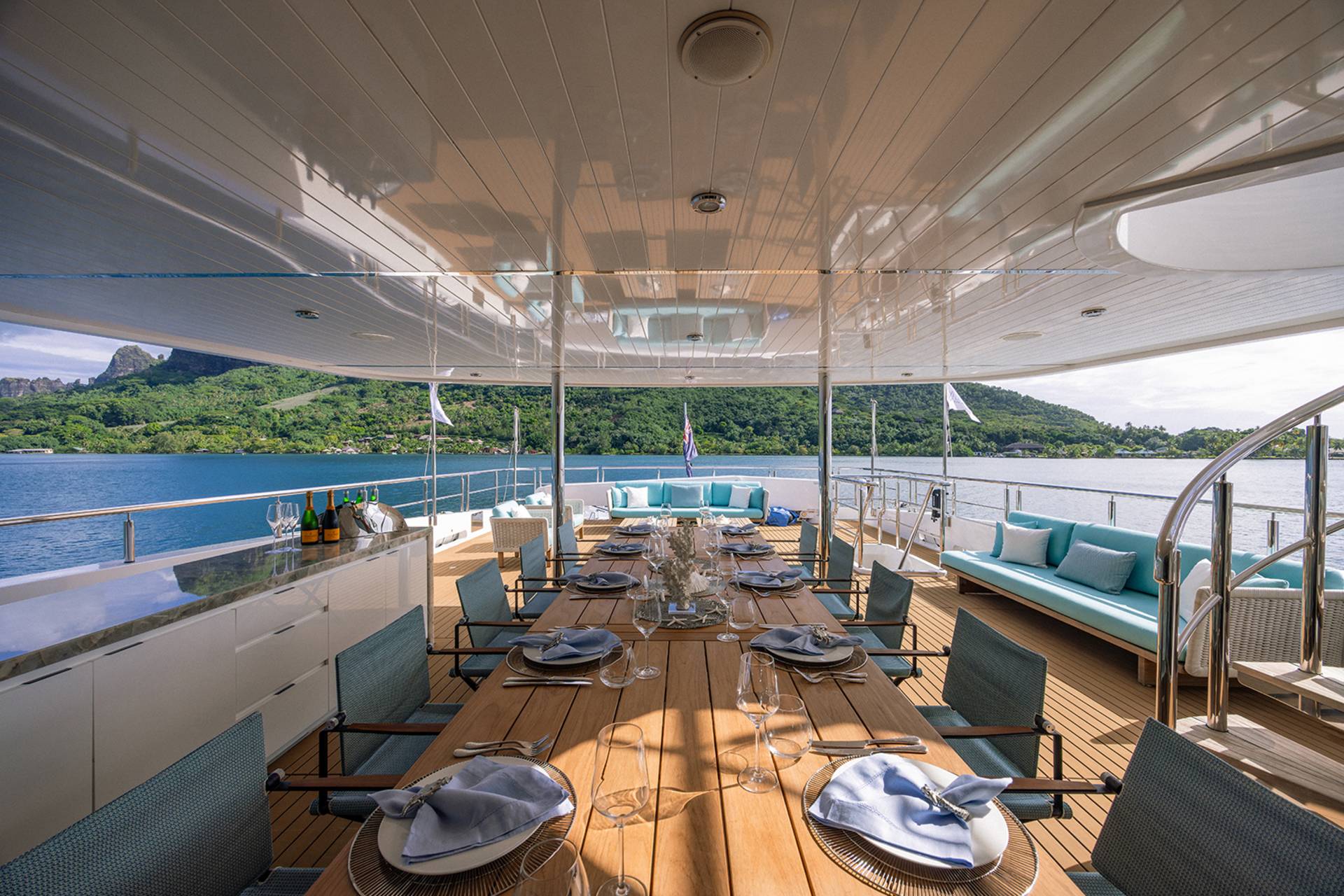 Flexible, guest‑focused chartering