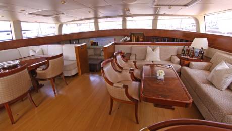 Fully Panoramic Salon